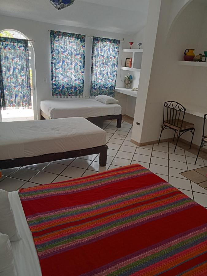 Alexandross Hostel Puerto Vallarta Ngoại thất bức ảnh