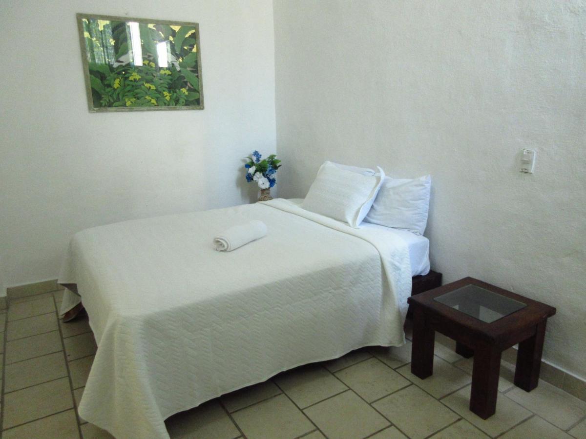 Alexandross Hostel Puerto Vallarta Ngoại thất bức ảnh